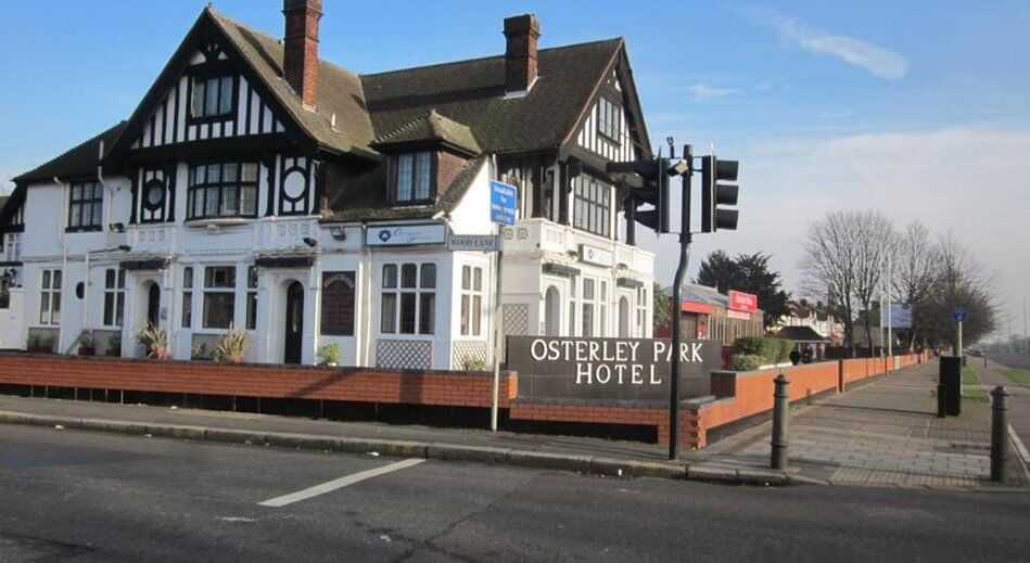 Oyo Osterley Park 호텔 아일워스 외부 사진